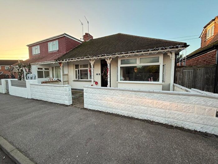 3 Bedroom Bungalow For Sale In Leconfield Road, Lancing, West Sussex, BN15