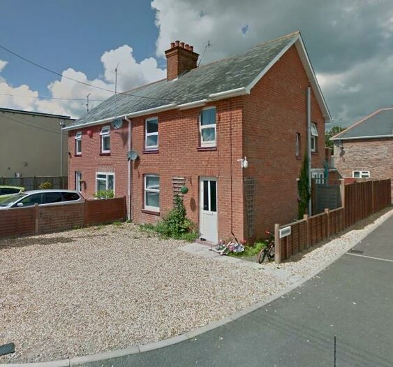 3 Bedroom House To Rent In Princes Road, Ferndown, BH22