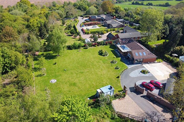 4 Bedroom Bungalow For Sale In East Lane, Watford, Hertfordshire, WD25