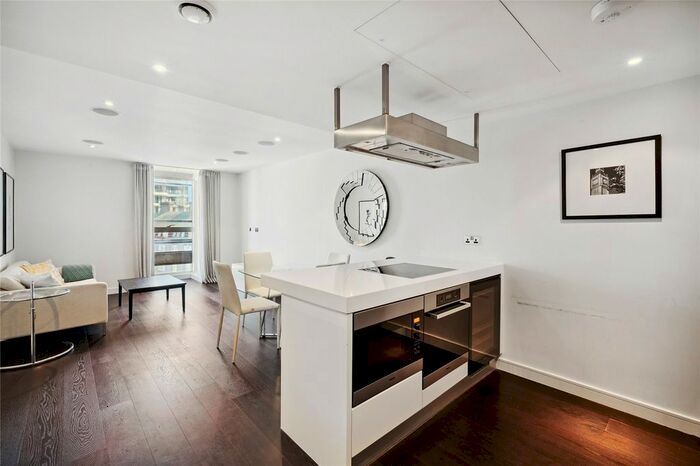 2 Bedroom Flat To Rent In Moore House, Gatliff Road, London, SW1W