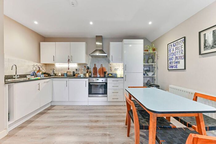 2 Bedroom Flat For Sale In Westow Street, Crystal Palace, London, SE19