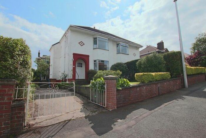 3 Bedroom Semi-Detached House To Rent In Bradfield Avenue, Glasgow, G12