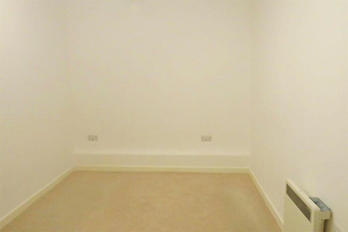 1 Bedroom Flat To Rent In St Mary's Place, Southampton, SO14