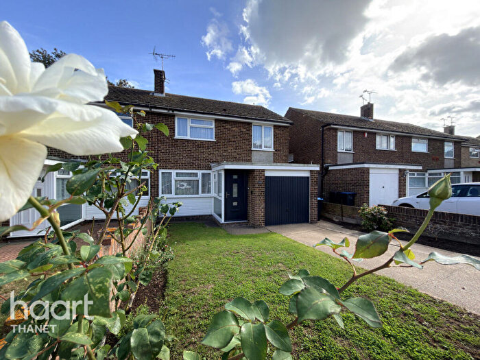 3 Bedroom Semi-Detached House For Sale In Northwood Road, Broadstairs, CT10