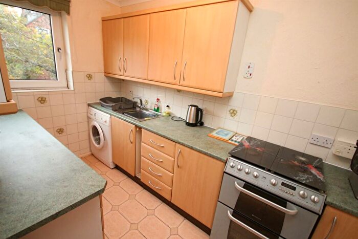 2 Bedroom Flat For Sale In Greenside Court, Monton Road, Monton, M30