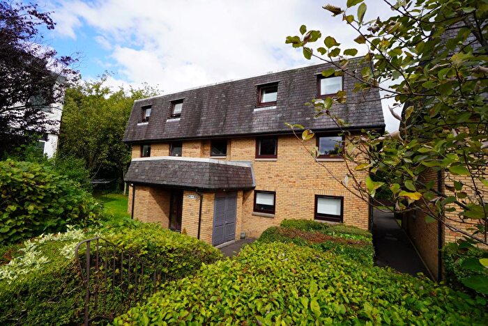 2 Bedroom Flat To Rent In Clober Road, Milngavie, Glasgow, G62