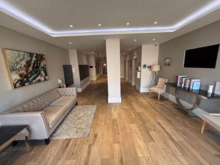 1 Bedroom Flat To Rent In Seventy Seven Development, Aldenham Road, Bushey, Hertfordshire, WD23