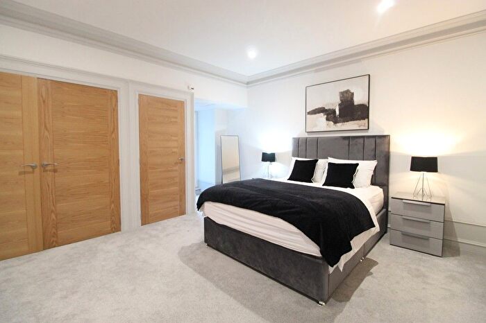 2 Bedroom Flat To Rent In Union Street, First Floor, AB10