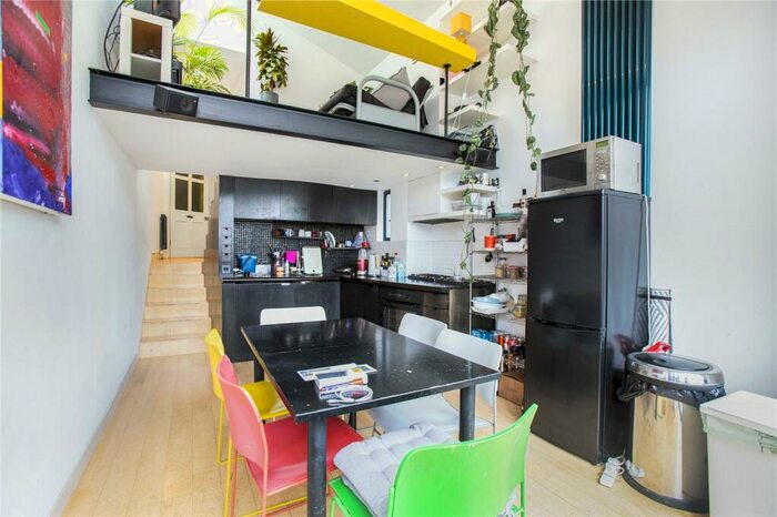 2 Bedroom Apartment To Rent In Haberdasher Street, Shoreditch, London, N1