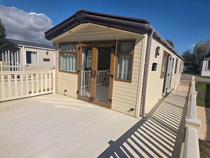 Caravan For Sale In Bentley Country Park Ltd, Bentley Country Park, Flag Hill, Great Bentley, Essex, CO7