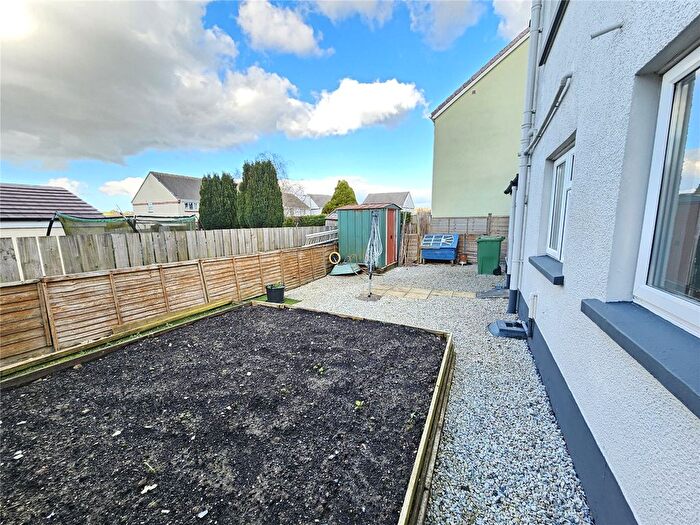 3 Bedroom End Of Terrace House For Sale In Calvesford Road, Torrington, Devon, EX38
