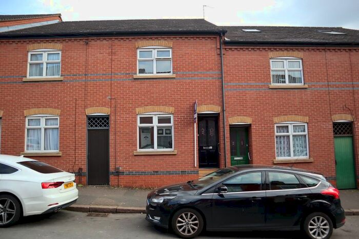 4 Bedroom Terraced House To Rent In Buxton Street, Leicester, LE2