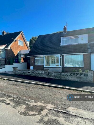 3 Bedroom Semi-Detached House To Rent In Castle Hill Road, Bury, BL9