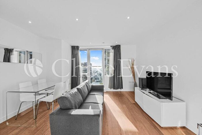 1 Bedroom Flat To Rent In Pan Peninsula Square, Canary Wharf, London, E14