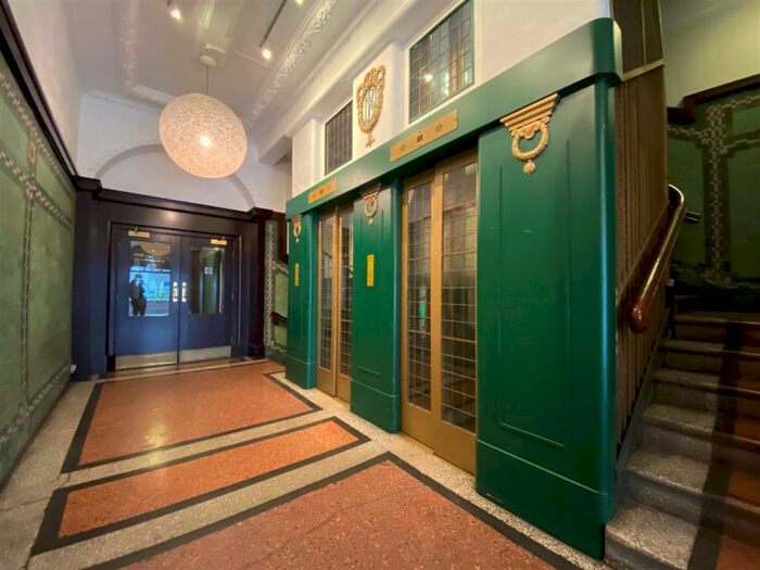 2 Bedroom Flat To Rent In St. Marys Parsonage, Manchester, M3