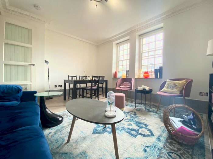 1 Bedroom Flat To Rent In Beaumont Street, Marylebone, W1G