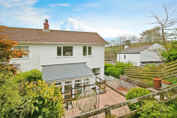 3 Bedroom Semi-Detached House For Sale In Chapel Hill, Brea, Camborne, Cornwall, TR14
