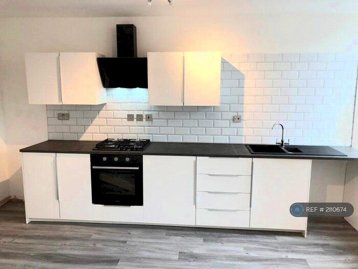 1 Bedroom Flat To Rent In Westgate, Burnley, BB11