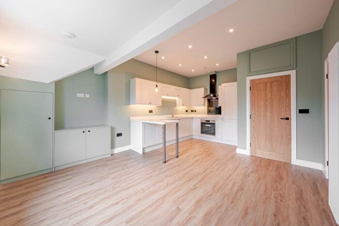 1 Bedroom Apartment To Rent In East Parade, Fairfield Mews, HG1