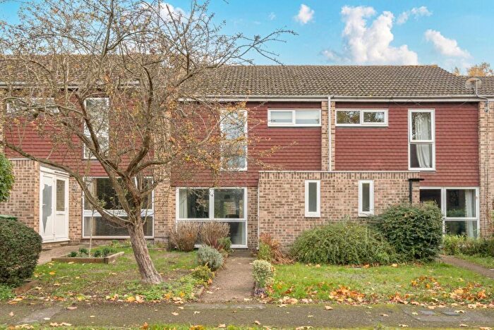 3 Bedroom Terraced House For Sale In Hanger Hill, Weybridge, KT13