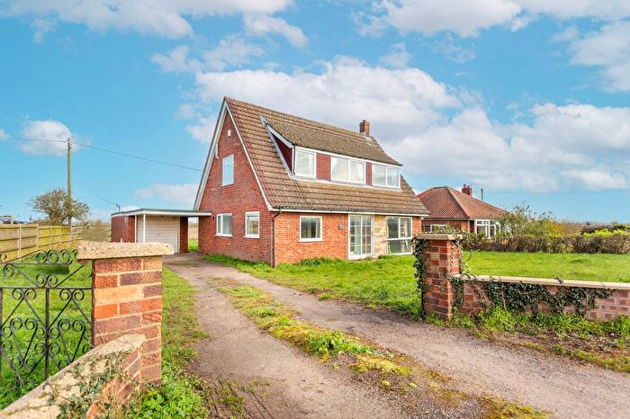 3 Bedroom Detached House For Sale In Norwich Road, Mattishall, Dereham, NR20