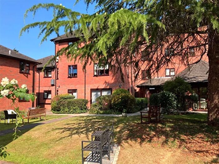 1 Bedroom Flat For Sale In Farnborough Common, Farnborough, Orpington, BR6