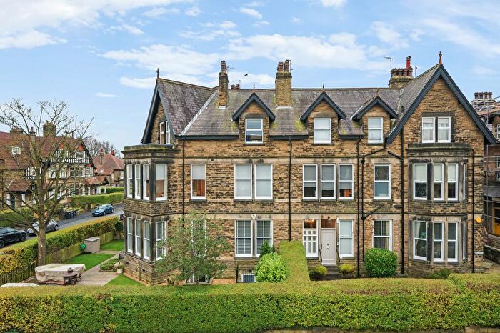 3 Bedroom Flat For Sale In South Drive, Harrogate, HG2