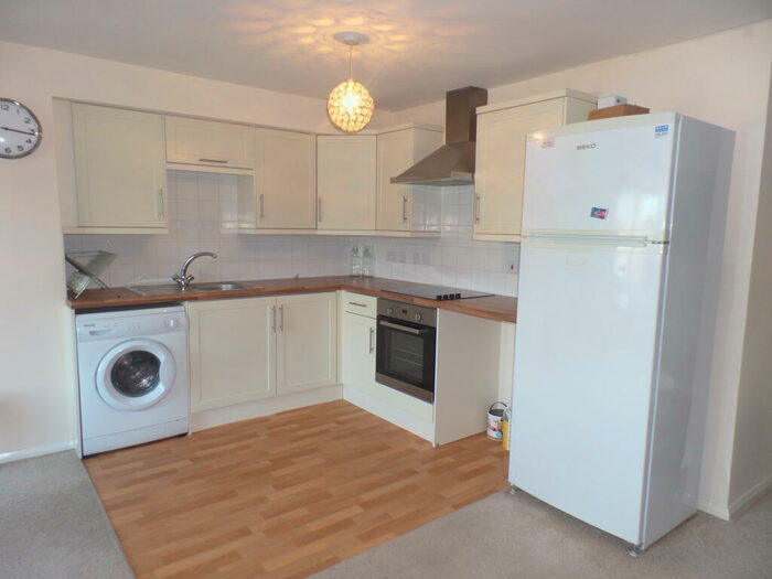1 Bedroom Apartment To Rent In High Street, Gillingham, ME7
