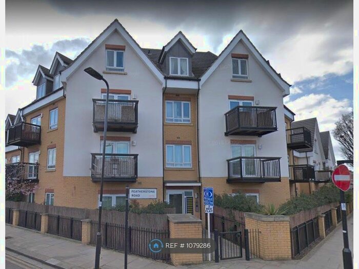 2 Bedroom Flat To Rent In Featherstone Road, Southall UB2