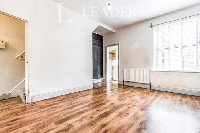 2 Bedroom Terraced House To Rent In Jones Street, Salford, M6