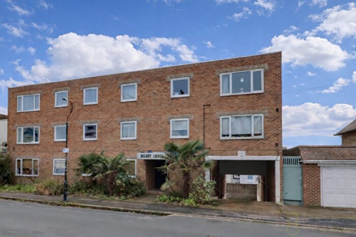 2 Bedroom Flat To Rent In Hilary Lodge, South Avenue, BN2