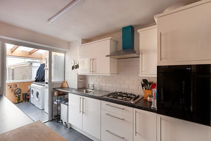 3 Bedroom Detached House For Sale In Wood Close, Thorpe Willoughby, Selby, North Yorkshire, YO8