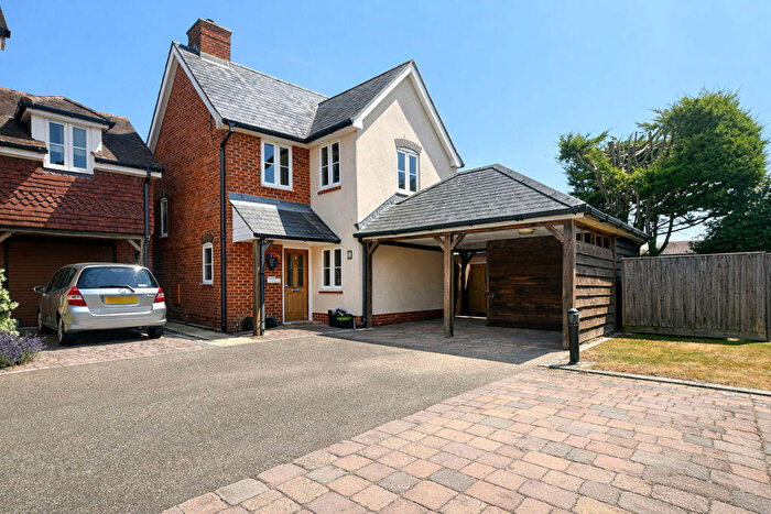 4 Bedroom Detached House For Sale In Amberley Court, Stubbington, PO14