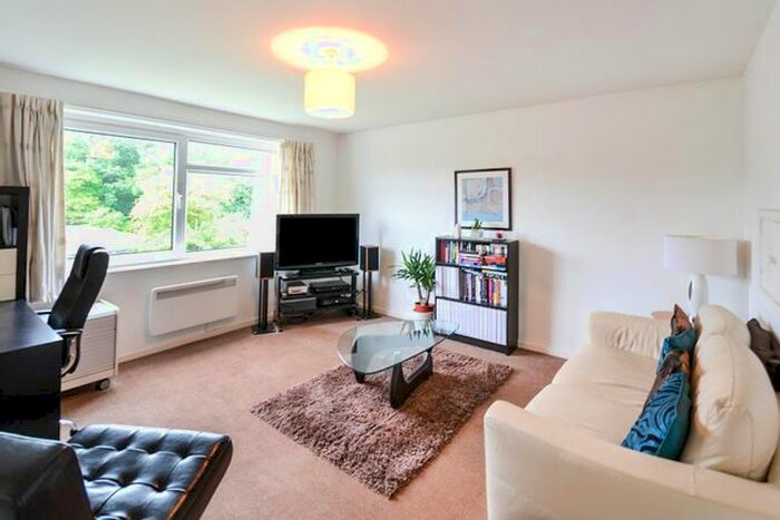 1 Bedroom Flat To Rent In Hartfield Road, London, SW19
