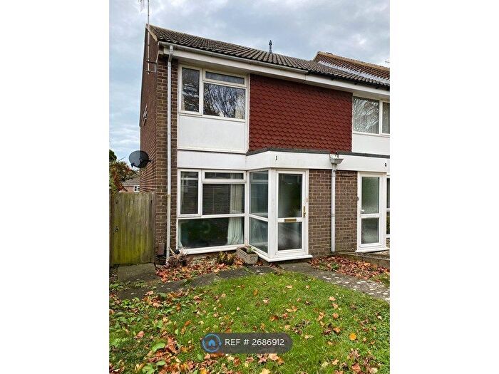 2 Bedroom End Of Terrace House To Rent In Cissbury Way, Shoreham-By-Sea, BN43