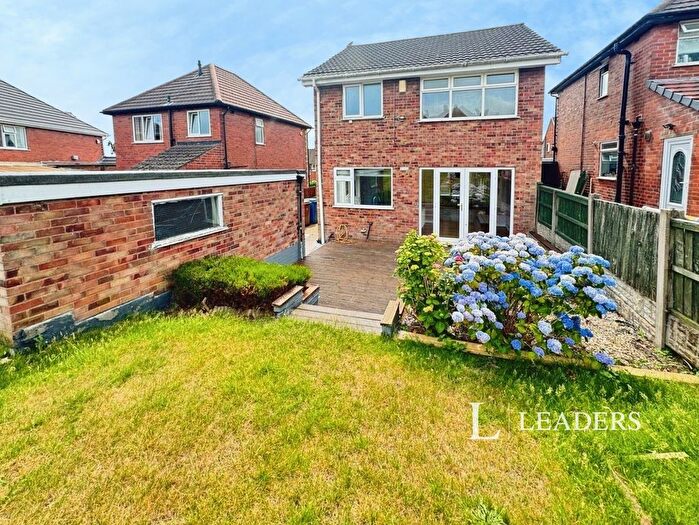 3 Bedroom Detached House For Sale In Garnon Street, Mansfield, Nottinghamshire, NG18