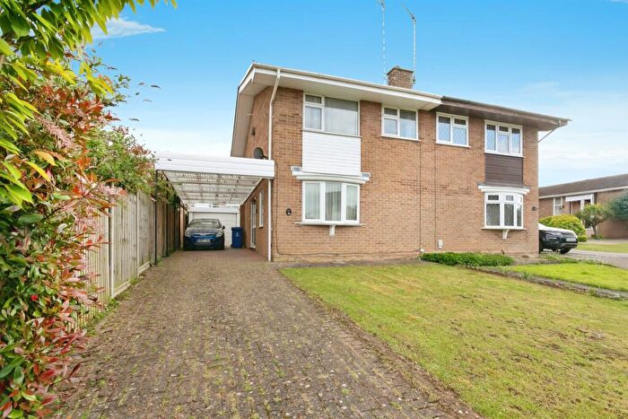 3 Bedroom Semi-Detached House For Sale In Meadow View, Potterspury, Towcester, NN12