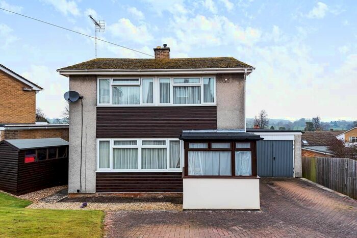 3 Bedroom Detached House For Sale In Broughton, Banbury, Oxfordshire, OX15