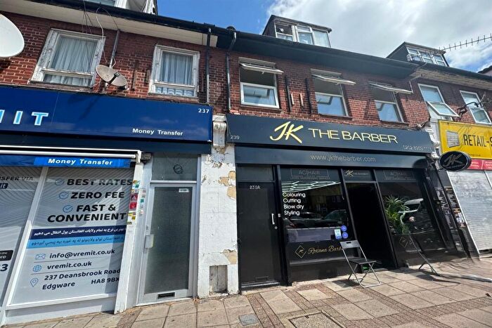 1 Bedroom Apartment To Rent In Deansbrook Road, Edgware, HA8