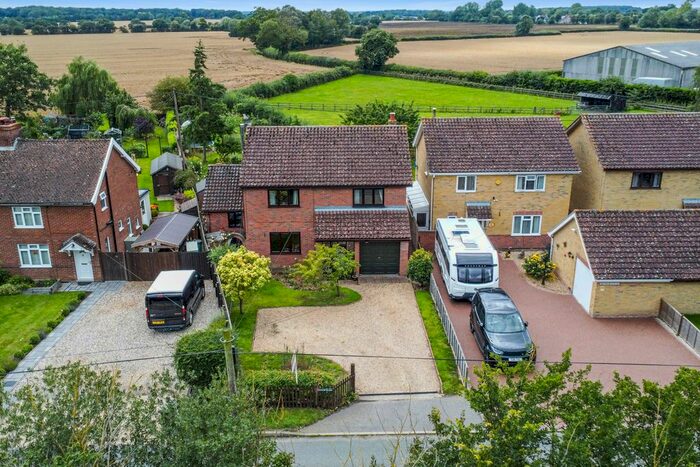 4 Bedroom Detached House For Sale In Gosbeck, Ipswich, Suffolk, IP6