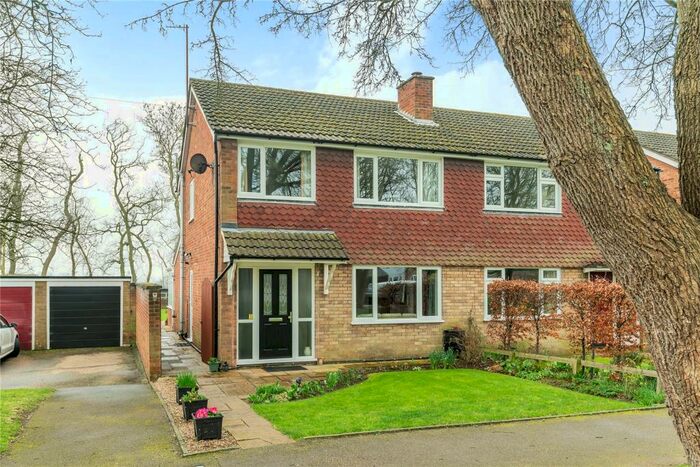 3 Bedroom Semi-Detached House For Sale In Becher Close, Renhold, Bedford, Bedfordshire, MK41