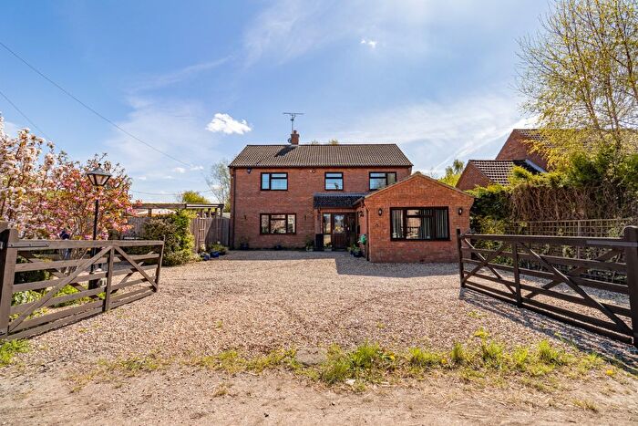 4 Bedroom Detached House For Sale In Smeeth Road, Marshland St. James, Wisbech, Norfolk, PE14