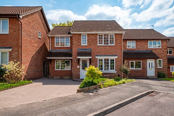 5 Bedroom Detached House For Sale In Linton Drive, Andover, SP10