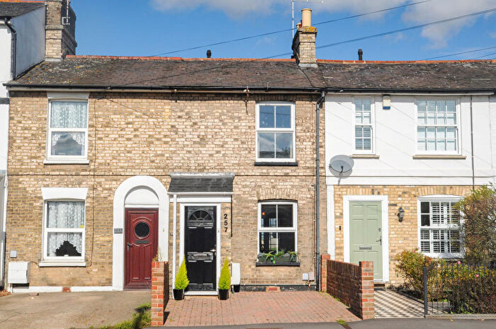 3 Bedroom Terraced House For Sale In Springfield Road, Chelmsford, CM1