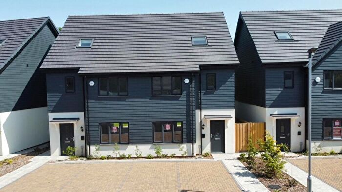 4 Bedroom Semi-Detached House For Sale In Steart Bushes, Cheddar, Cheddar, BS27