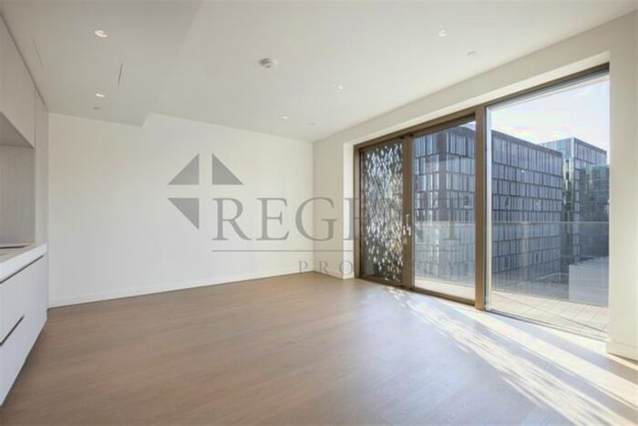 2 Bedroom Flat To Rent In Luma House, Lewis Cubitt Walk, N1C
