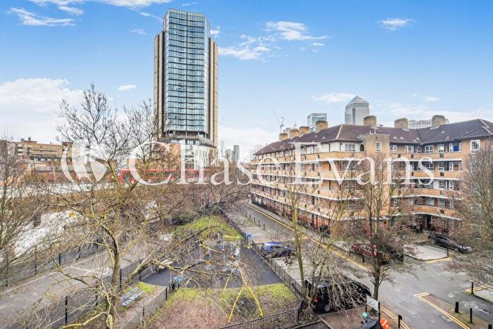2 Bedroom Flat For Sale In Trinidad House, Gill Street, Westferry, London, E14