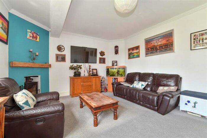 2 Bedroom Flat For Sale In Honeywood Lane, Okewoodhill, Dorking, Surrey, RH5