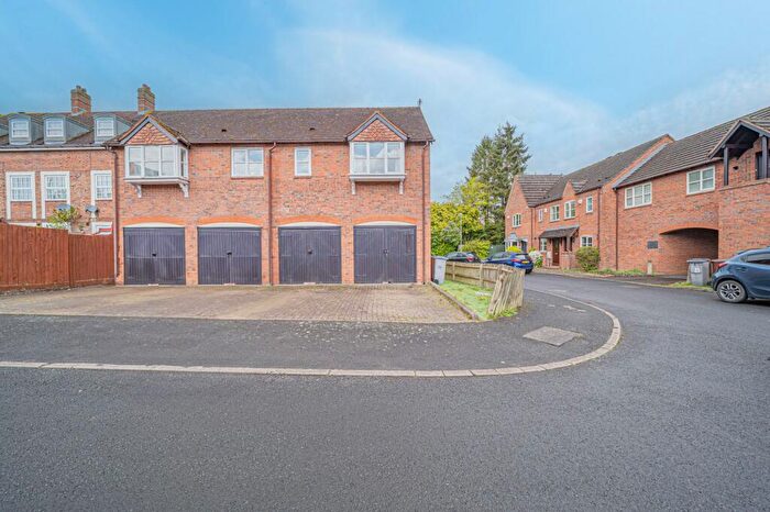 2 Bedroom Detached House For Sale In Thistlewood Grove, Chadwick End, B93