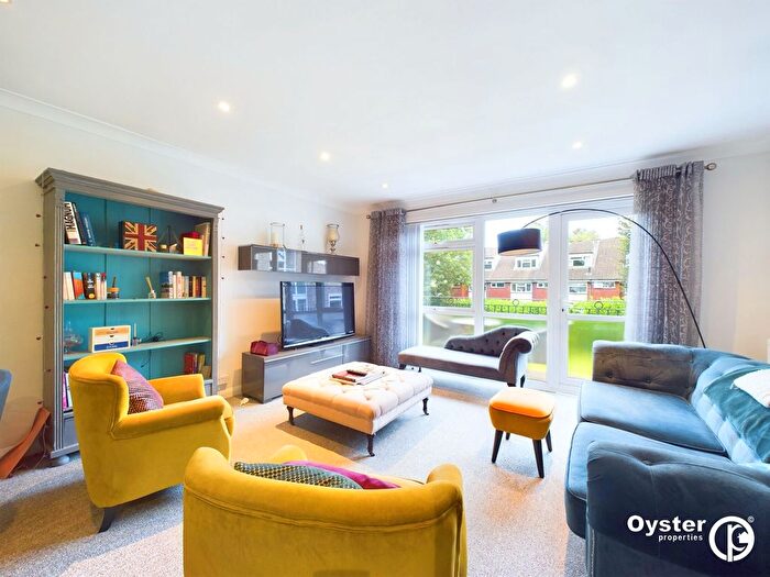 2 Bedroom Flat To Rent In St. Cuthberts Gardens, Pinner, HA5